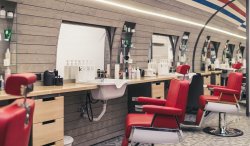 Kompletní realizace interiéru pánského holičství Wous II - barber shop v Českých Budějovicích